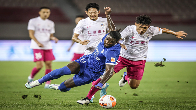Soi kèo tài xỉu, phạt góc trận Wuhan Three Towns FC vs Beijing Guoan, 18h35 ngày 15/04
