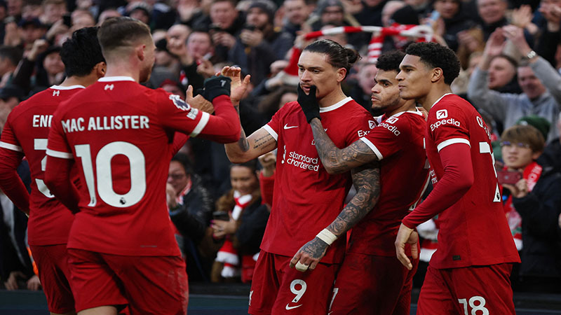 Soi kèo tài xỉu, phạt góc trận PSV vs Liverpool, 03h00 ngày 30/01