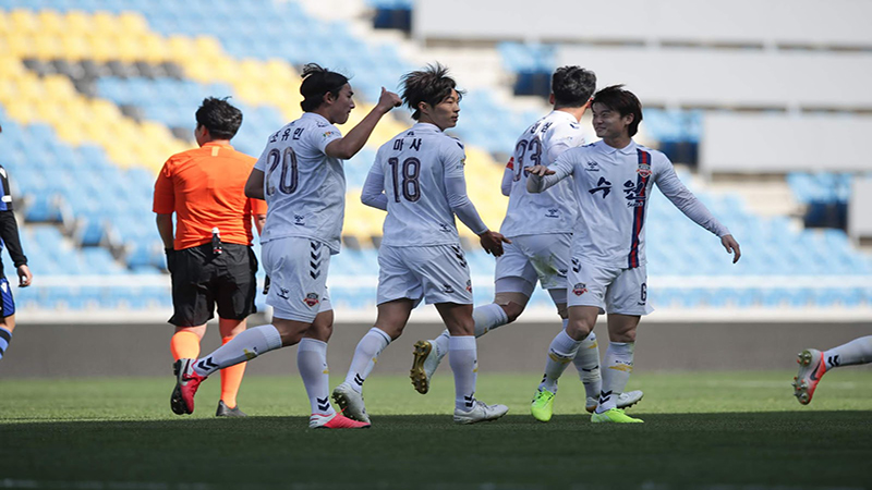 Soi kèo tài xỉu, phạt góc trận Suwon FC vs FC Anyang, 17h00 ngày 14/06