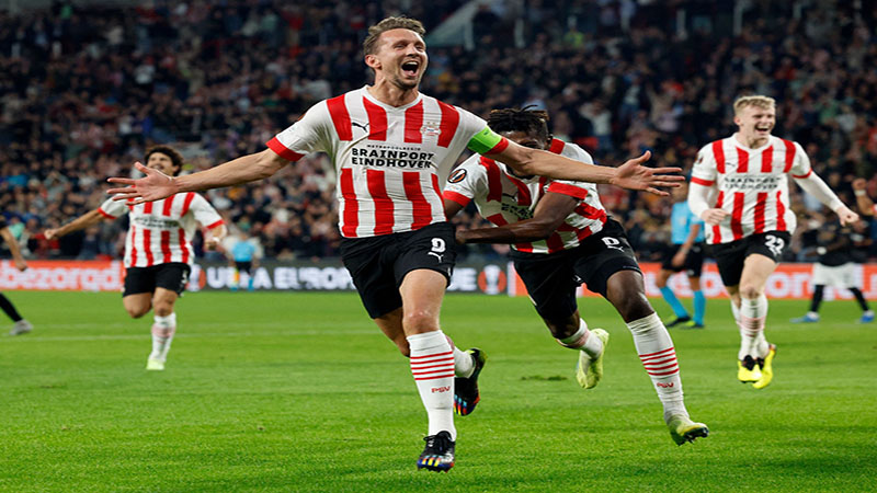 Soi kèo tài xỉu, phạt góc trận PSV vs Feyenoord, 00h45 ngày 06/02
