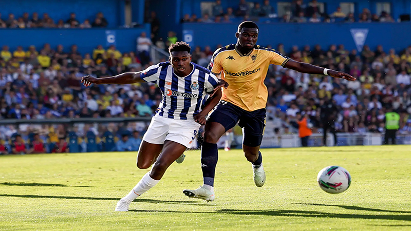 Soi kèo tài xỉu, phạt góc trận Casa Pia AC vs GD Estoril Praia, 02h15 ngày 04/10