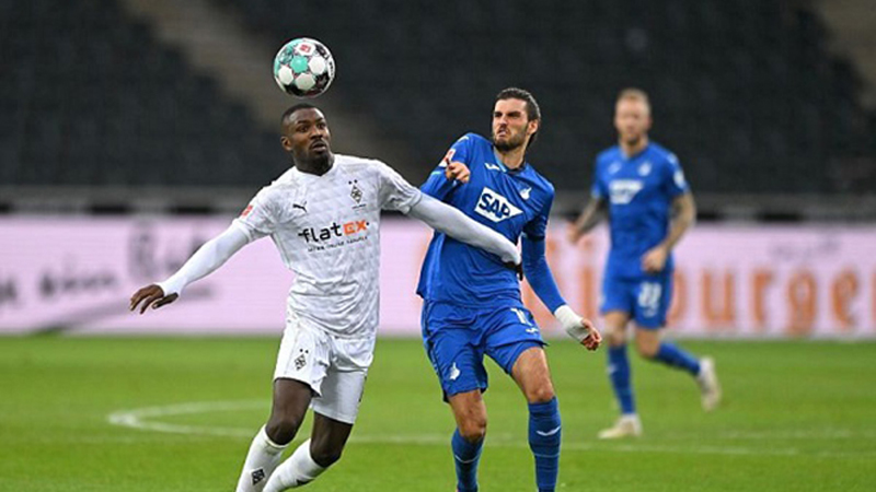 Soi kèo tài xỉu, phạt góc trận Monchengladbach vs Hoffenheim, 20h30 ngày 06/08