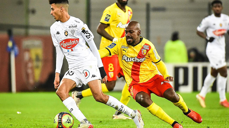 Soi kèo tài xỉu, phạt góc trận Lens vs Angers, 03h00 ngày 19/03